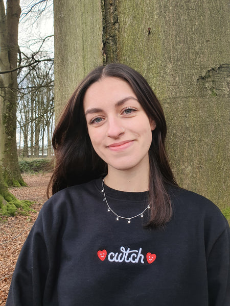 Cwtch Sweatshirt in Black